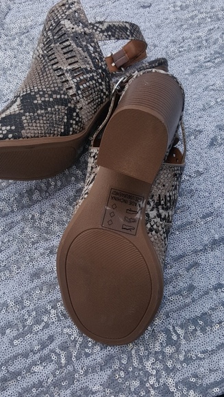 Booties - Picture 3 of 4